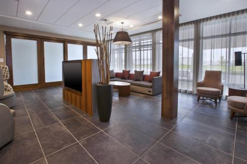Vestíbul, Courtyard by Marriott St. Joseph Benton Harbor in Fair Plain Vestíbul, Courtyard by Marriott St. Joseph Benton Harbor in Fair Plain