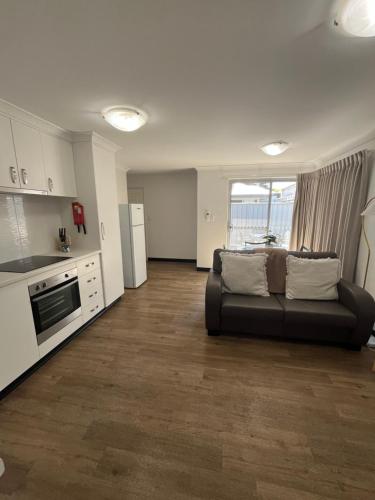 Clearwater Motel Apartments in Esperance Clearwater Motel Apartments in Esperance