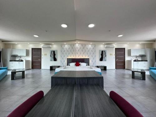 Le Six Hotel And Resort in 베트룬 Le Six Hotel And Resort in 베트룬