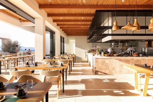 Restaurant, KOIA All - Suite Well Being Resort - Adults Only in Psalidi Restaurant, KOIA All - Suite Well Being Resort - Adults Only in Psalidi