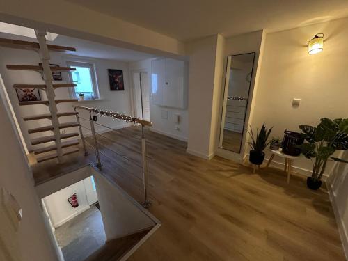 Bequemes Fachwerkhaus für 10 Personen mit Innenhof und Wallbox (Bequemes Fachwerkhaus fur 10 Personen mit Innenhof und Wallbox) in Liederbach Bequemes Fachwerkhaus für 10 Personen mit Innenhof und Wallbox (Bequemes Fachwerkhaus fur 10 Personen mit Innenhof und Wallbox) in Liederbach