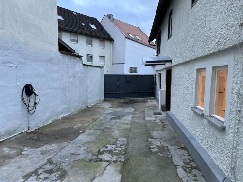 Bequemes Fachwerkhaus für 10 Personen mit Innenhof und Wallbox (Bequemes Fachwerkhaus fur 10 Personen mit Innenhof und Wallbox) in Liederbach Bequemes Fachwerkhaus für 10 Personen mit Innenhof und Wallbox (Bequemes Fachwerkhaus fur 10 Personen mit Innenhof und Wallbox) in Liederbach