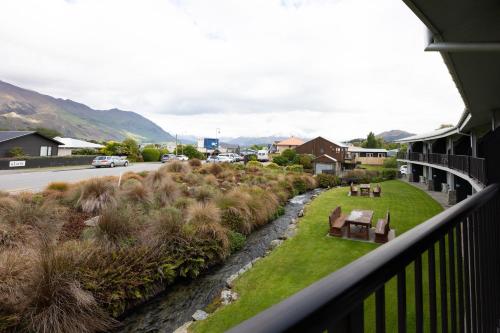 Utsikt, Clearbrook Motel and Serviced Apartments in Wanaka Utsikt, Clearbrook Motel and Serviced Apartments in Wanaka
