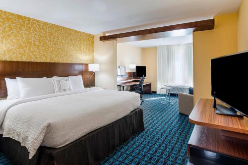 阿賓登萬楓套房酒店 (Fairfield Inn & Suites Abingdon) in 弗吉尼亞州阿賓登 (VA) 阿賓登萬楓套房酒店 (Fairfield Inn & Suites Abingdon) in 弗吉尼亞州阿賓登 (VA)