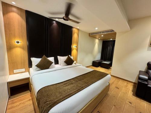 HOTEL TOUCHWOOD in Visakhapatnam HOTEL TOUCHWOOD in Visakhapatnam