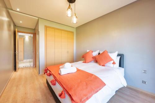 Relax Front Of Golf-Atlas