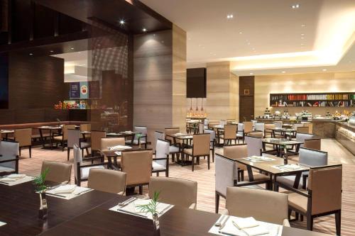 レストラン, フォー ポインツ バイ シェラトン へフェイ シュシャン (Four Points by Sheraton Hefei, Shushan) in 合肥(ホーフェイ) レストラン, フォー ポインツ バイ シェラトン へフェイ シュシャン (Four Points by Sheraton Hefei, Shushan) in 合肥(ホーフェイ)