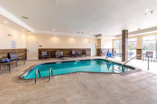 泳池, Fairfield Inn & Suites Gainesville I-35 in 蓋恩斯維爾(TX) 泳池, Fairfield Inn & Suites Gainesville I-35 in 蓋恩斯維爾(TX)