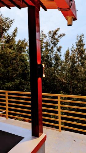 Balcony/terrace, Siri Serenity by Illika in Kamanadurga Balcony/terrace, Siri Serenity by Illika in Kamanadurga