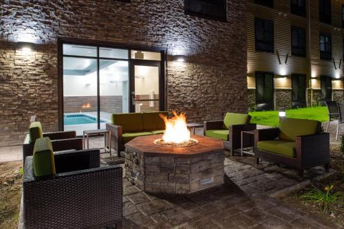 المرافق, فيرفيلد إن آند سويتس باي ماريوت كانتون (Fairfield Inn & Suites by Marriott Canton) in Canton المرافق, فيرفيلد إن آند سويتس باي ماريوت كانتون (Fairfield Inn & Suites by Marriott Canton) in Canton