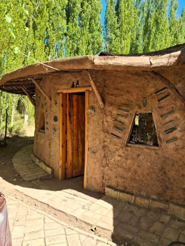 숙소 외관, Posada Del Arroyon in 센테나리오 숙소 외관, Posada Del Arroyon in 센테나리오