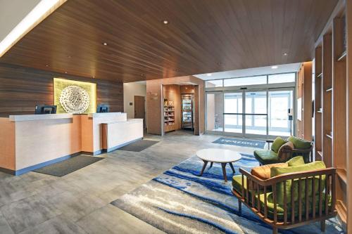 Előcsarnok, Fairfield Inn & Suites by Marriott Mansfield in Mansfield (Massachusetts) Előcsarnok, Fairfield Inn & Suites by Marriott Mansfield in Mansfield (Massachusetts)