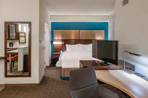 Residence Inn Dallas at The Canyon in West Dallas Residence Inn Dallas at The Canyon in West Dallas