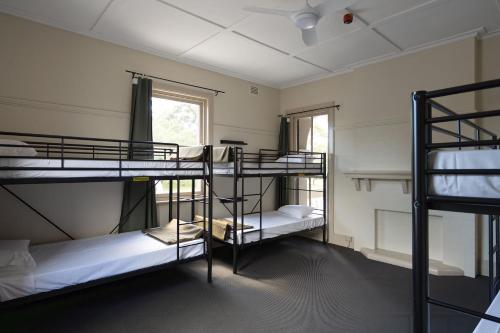 Bat and Ball Hostel in เซอรี ฮิลล์ Bat and Ball Hostel in เซอรี ฮิลล์