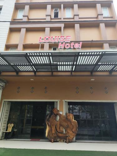 Exterior view, Louise Hotel in Deli Serdang Exterior view, Louise Hotel in Deli Serdang