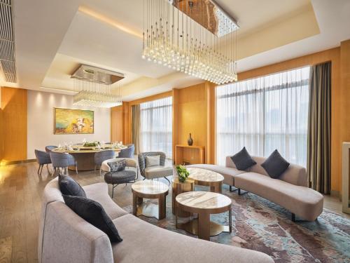 Restaurant, Four Points by Sheraton Guangzhou, Dongpu in Tianhe District Restaurant, Four Points by Sheraton Guangzhou, Dongpu in Tianhe District