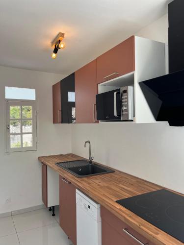 Domaine De Marly, 3 etoiles in แอนนี่ เซนเต้ Domaine De Marly, 3 etoiles in แอนนี่ เซนเต้