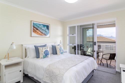 Sun and Surf Dolphin Ridge