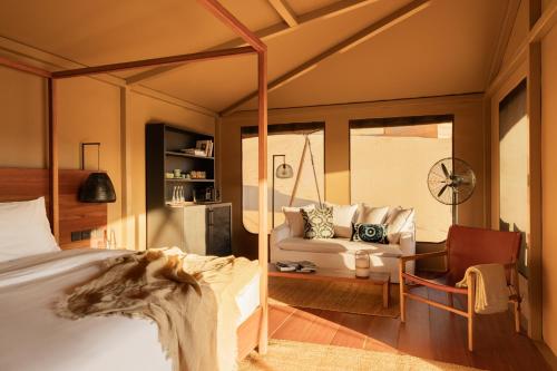Amar Luxury Desert Ecolodge in Al Ain International Airport Amar Luxury Desert Ecolodge in Al Ain International Airport