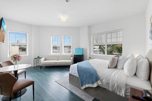 Global Luxury Suites at The Variety near South Beach Global Luxury Suites at The Variety near South Beach