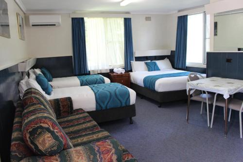 هاي ماونتنز موتور إن (High Mountains Motor Inn) in بلاك هيث هاي ماونتنز موتور إن (High Mountains Motor Inn) in بلاك هيث