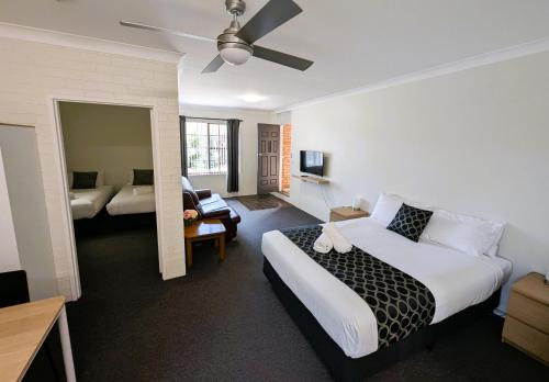 Bella Villa Motor Inn in Forster Bella Villa Motor Inn in Forster