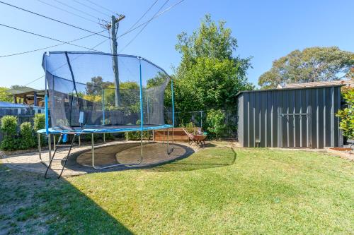 ملعب للأطفال, Fully renovated and stylish home in Narrabundah - Hosted by Canstay in ناررابونداه ملعب للأطفال, Fully renovated and stylish home in Narrabundah - Hosted by Canstay in ناررابونداه