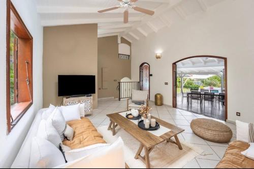 Spacious Villa Corossol with pool in Saint-Felix Spacious Villa Corossol with pool in Saint-Felix