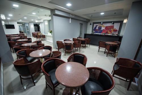 Hotel Olympos in พีร์กอส Hotel Olympos in พีร์กอส
