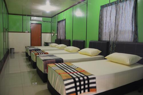 Sukau Village View Stay & Backpackers in Kota Kinabatangan Sukau Village View Stay & Backpackers in Kota Kinabatangan