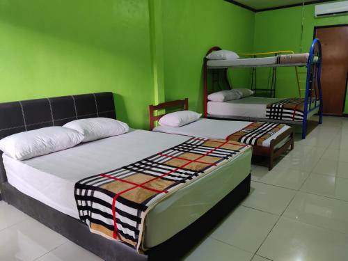 Exterior view, Sukau Village View Stay & Backpackers in Kota Kinabatangan Exterior view, Sukau Village View Stay & Backpackers in Kota Kinabatangan