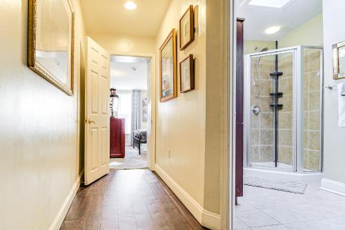 2 Mi to National Aquarium Canton Home with Patio! in Canton 2 Mi to National Aquarium Canton Home with Patio! in Canton