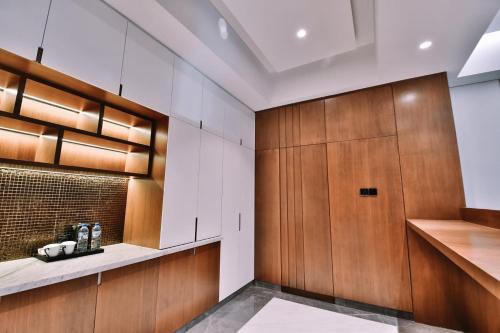 LaMaIn Villa Dago Pakar in Bandung LaMaIn Villa Dago Pakar in Bandung