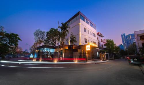 Lam Anh Hotel 8 Ngoai Giao Đoan BT3-10 in Tu Liem District Lam Anh Hotel 8 Ngoai Giao Đoan BT3-10 in Tu Liem District