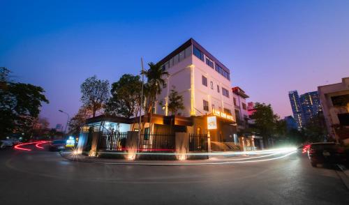 Lam Anh Hotel 8 Ngoai Giao Đoan BT3-10 in Tu Liem District Lam Anh Hotel 8 Ngoai Giao Đoan BT3-10 in Tu Liem District
