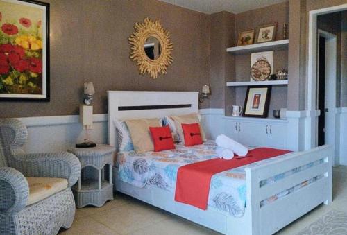 RedDoorz @ Vine Molave in Commonwealth RedDoorz @ Vine Molave in Commonwealth