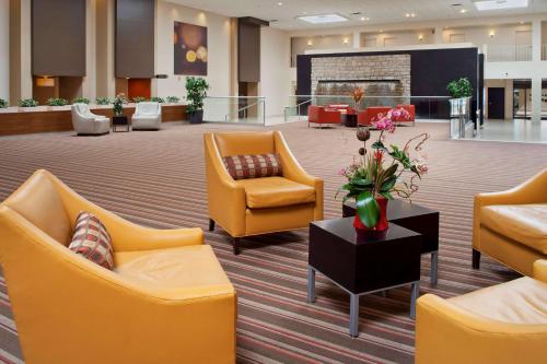 Lobby, Wyndham Columbus in Columbus (OH) Lobby, Wyndham Columbus in Columbus (OH)