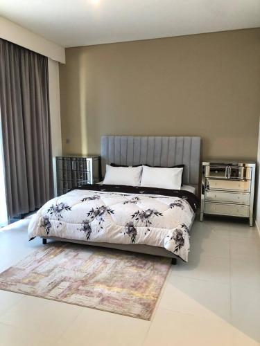 Reem Retreats Shared Home Stay in Al Reem Island Reem Retreats Shared Home Stay in Al Reem Island