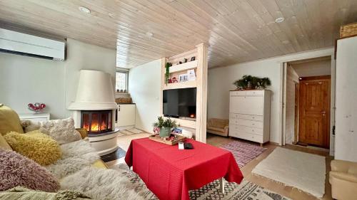 Cozy Little House Meex & Sauna - 5km from Võru (Cozy Little House Meex & Sauna - 5km from Voru) in ヴル Cozy Little House Meex & Sauna - 5km from Võru (Cozy Little House Meex & Sauna - 5km from Voru) in ヴル