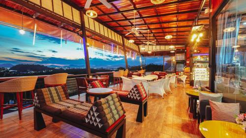 Banquet hall, So View Phuket Resort in Koh Sirey Banquet hall, So View Phuket Resort in Koh Sirey
