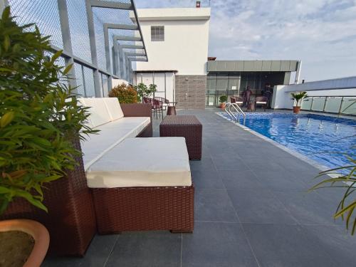 Басейн, Sylhet Paradise Inn in Sylhet Басейн, Sylhet Paradise Inn in Sylhet