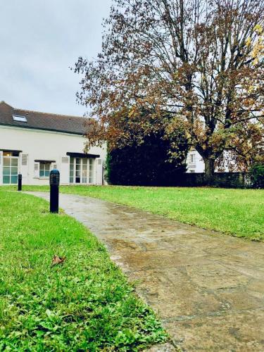 Petite maison centre-ville in Nemours Petite maison centre-ville in Nemours