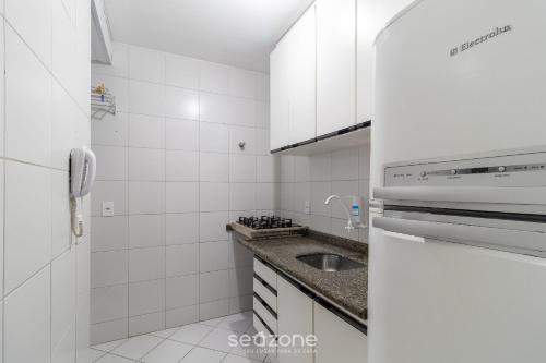 Kitchen, Lindo Apartamento em Itacorubi - Floripa DVM0202 in Itacorubi Kitchen, Lindo Apartamento em Itacorubi - Floripa DVM0202 in Itacorubi