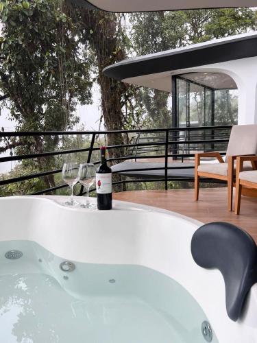 Saloya Mindo Life Landscape Hotel in Mindo Saloya Mindo Life Landscape Hotel in Mindo