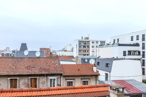 Le Clair & Spacieux - Parking - 15 min Paris in Asnieres-sur-Seine Le Clair & Spacieux - Parking - 15 min Paris in Asnieres-sur-Seine