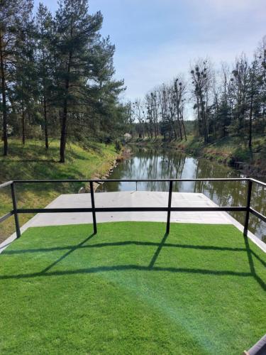 Haus Boat LIBERTY in Biale Blota Haus Boat LIBERTY in Biale Blota