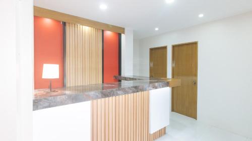 ล็อบบี้, RedDoorz @ Aerial Hotel Los Baños in ลากูน่า ล็อบบี้, RedDoorz @ Aerial Hotel Los Baños in ลากูน่า