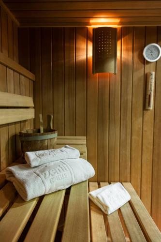 Facilities, Hotel Zenit Valencia in València Facilities, Hotel Zenit Valencia in València