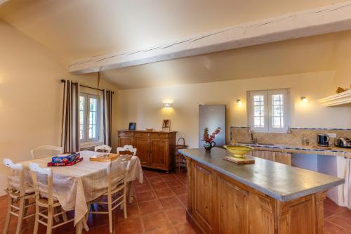 設施, L'horizon Vert - Avec piscine et parking privé (L'horizon Vert - Avec piscine et parking prive) in 布丁納瑞弗登 設施, L'horizon Vert - Avec piscine et parking privé (L'horizon Vert - Avec piscine et parking prive) in 布丁納瑞弗登