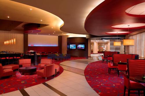 Bar/Lounge, Marriott Kansas City Overland Park in Overland Park Bar/Lounge, Marriott Kansas City Overland Park in Overland Park